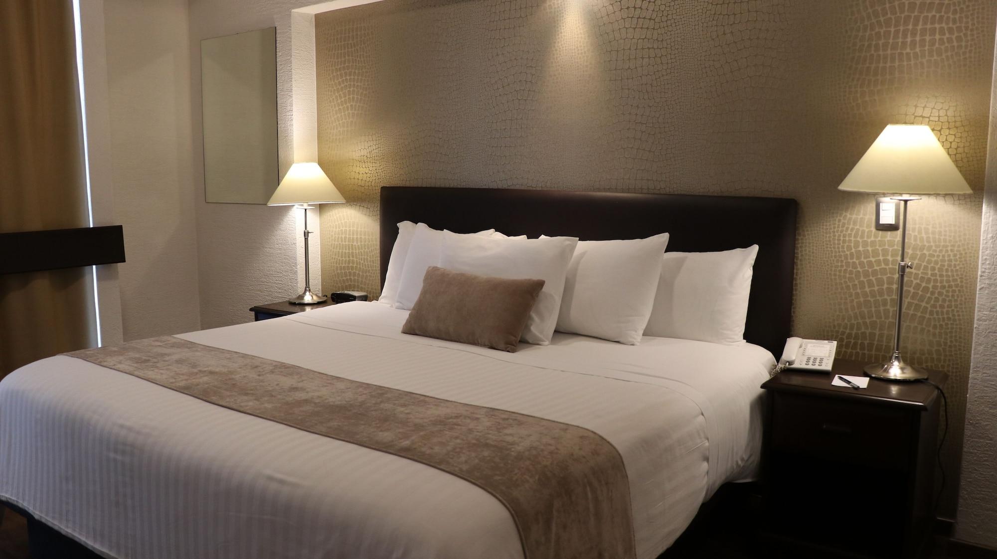 Meson Ejecutivo Guadalajara Minerva - Av Mexico Otel Dış mekan fotoğraf