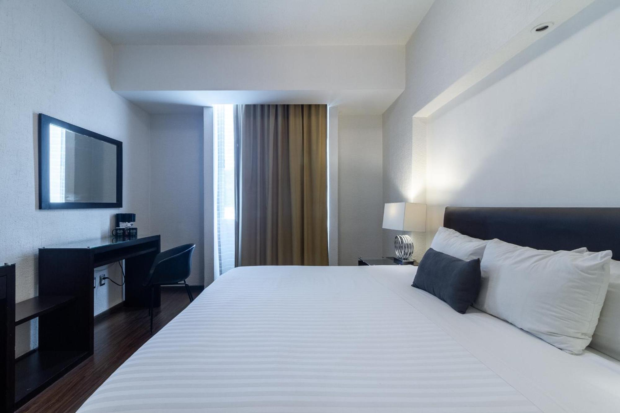 Meson Ejecutivo Guadalajara Minerva - Av Mexico Otel Dış mekan fotoğraf