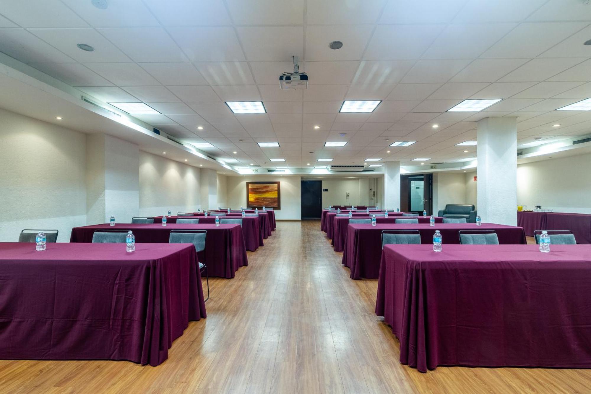 Meson Ejecutivo Guadalajara Minerva - Av Mexico Otel Dış mekan fotoğraf