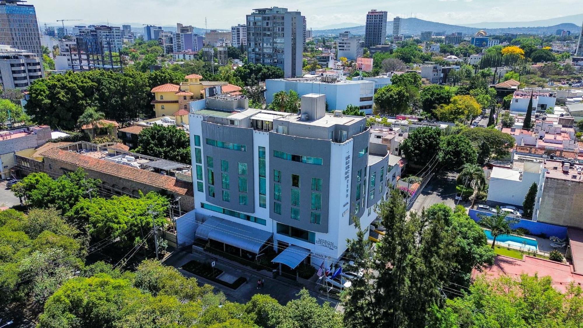 Meson Ejecutivo Guadalajara Minerva - Av Mexico Otel Dış mekan fotoğraf
