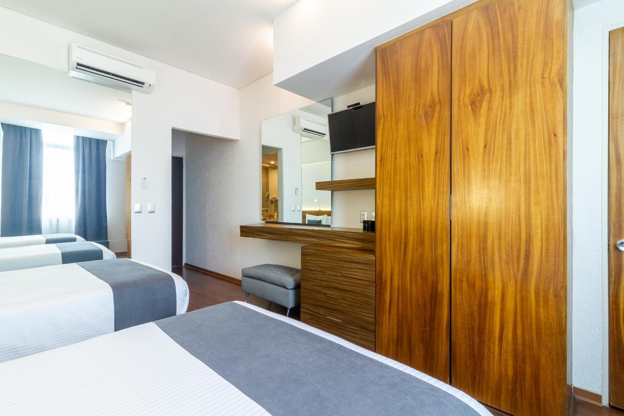 Meson Ejecutivo Guadalajara Minerva - Av Mexico Otel Dış mekan fotoğraf