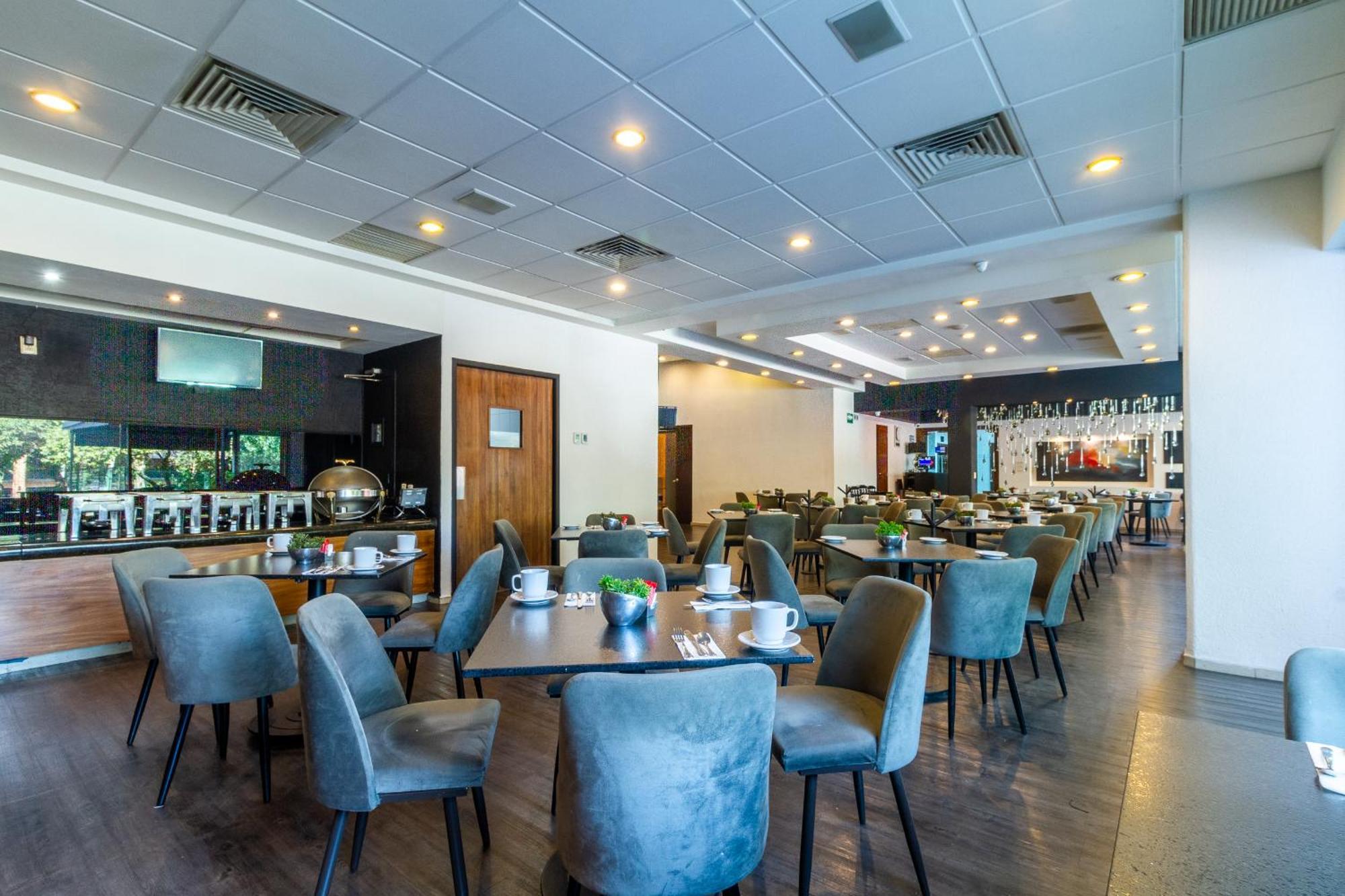 Meson Ejecutivo Guadalajara Minerva - Av Mexico Otel Dış mekan fotoğraf